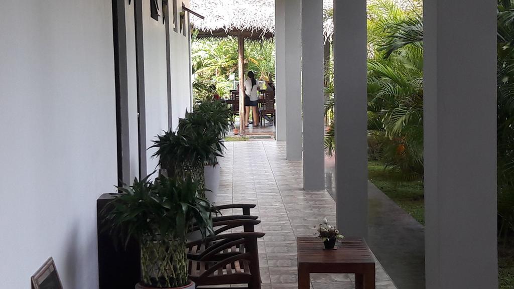 Hotel Ancient Village Polonnaruwa Esterno foto