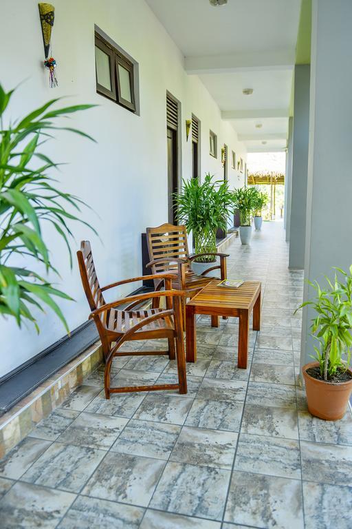 Hotel Ancient Village Polonnaruwa Esterno foto