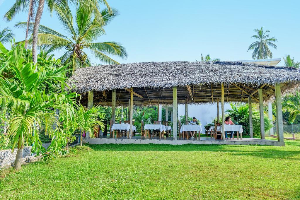 Hotel Ancient Village Polonnaruwa Esterno foto