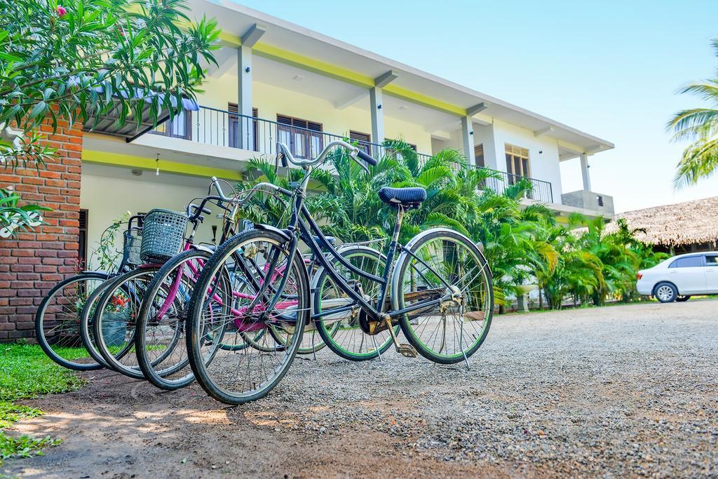 Hotel Ancient Village Polonnaruwa Esterno foto